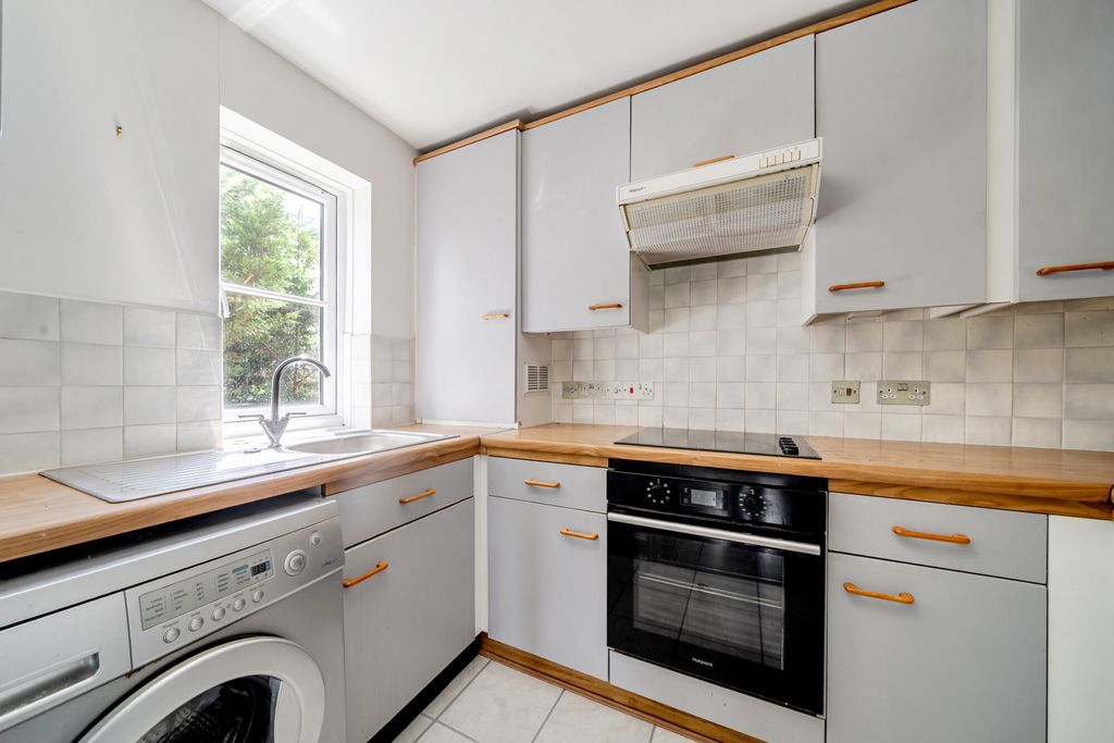 Property photo 3 of 11 1484988-9-6A43cd1...