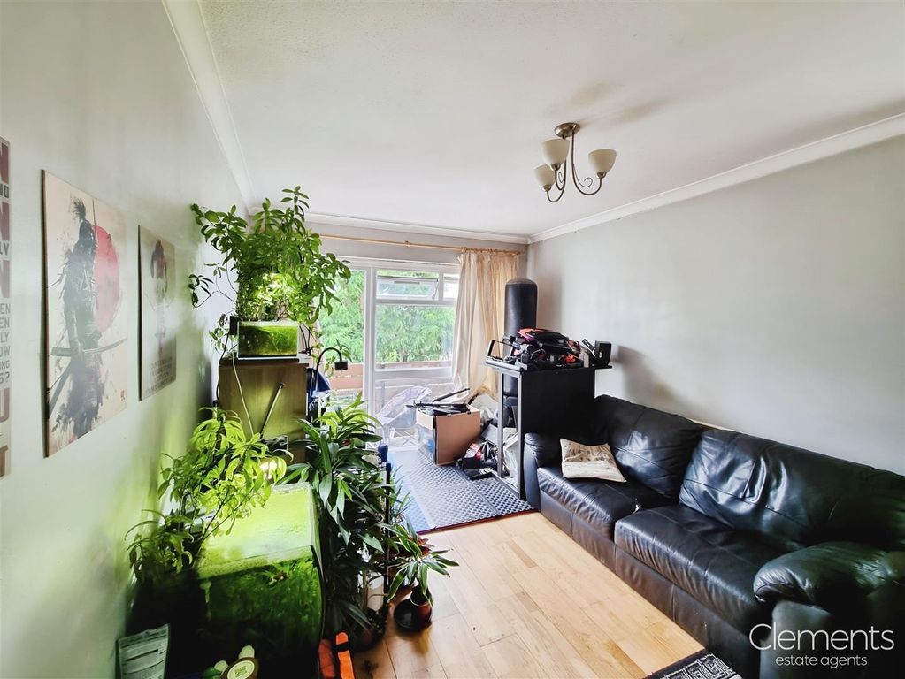 Property photo 2 of 8 7Ff0Fd53-Photo-2025-07-14-18-12-47 20 281 29.Jpg