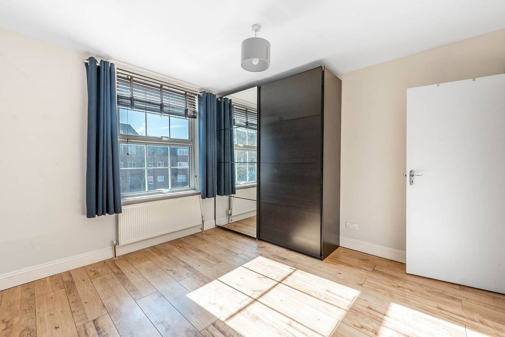 Property photo 3 of 7