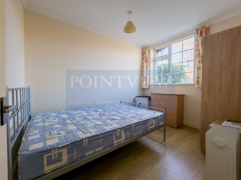 Property photo 2 of 7 Photo 2