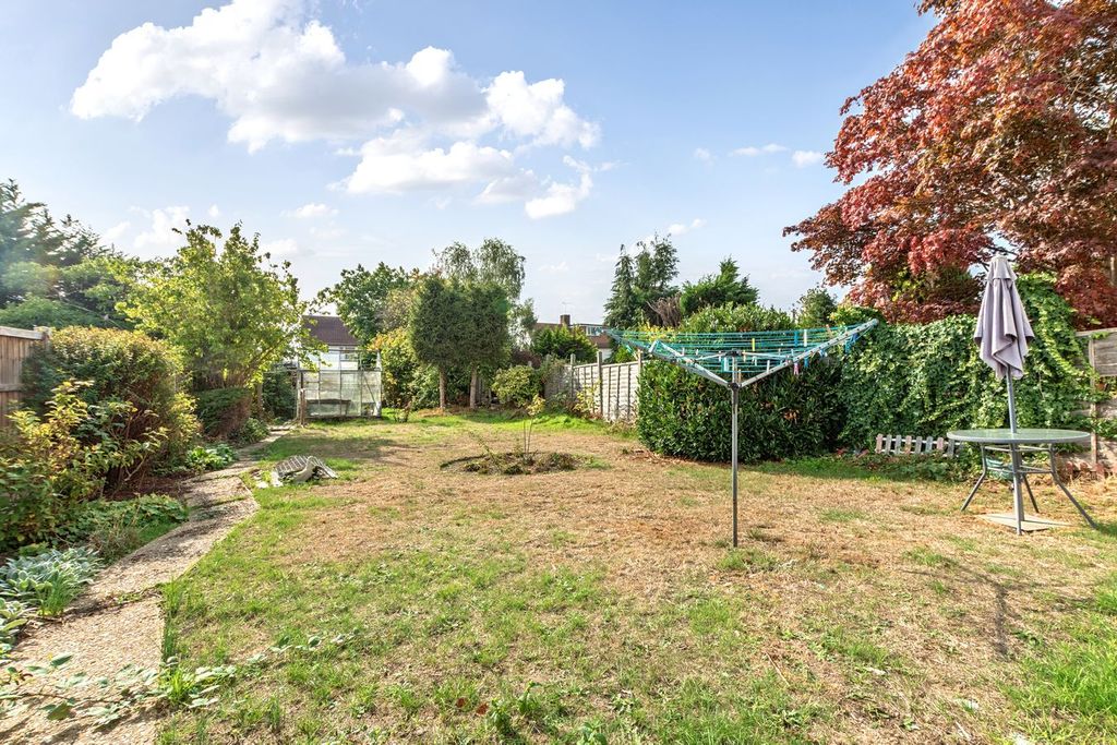 Property photo 2 of 12