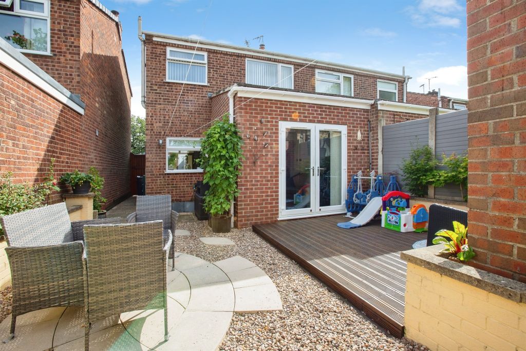 Property photo 3 of 23