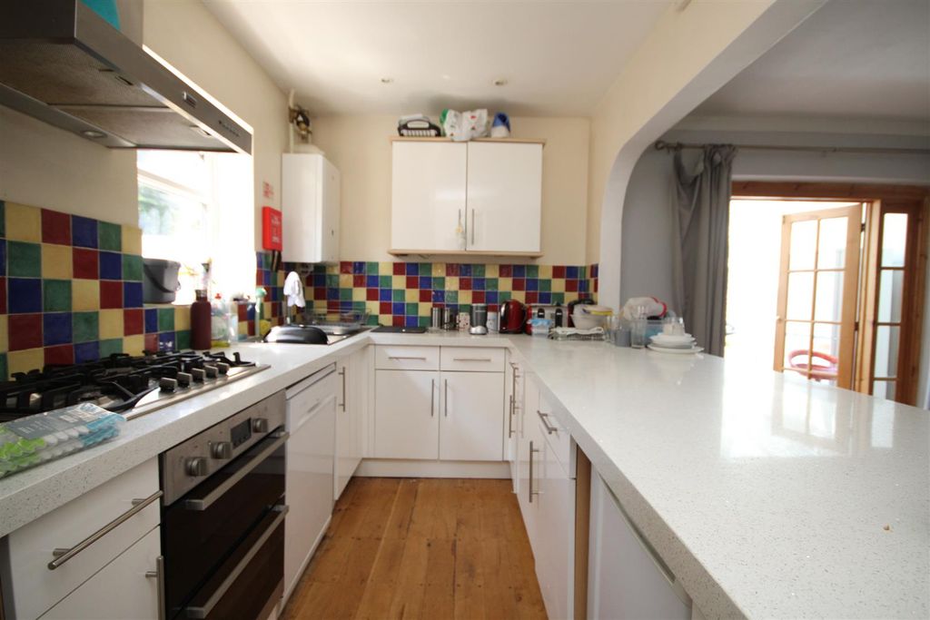 Property photo 2 of 12 Img_4597.Jpg