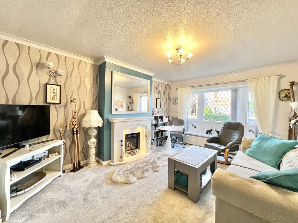 Property photo 3 of 23