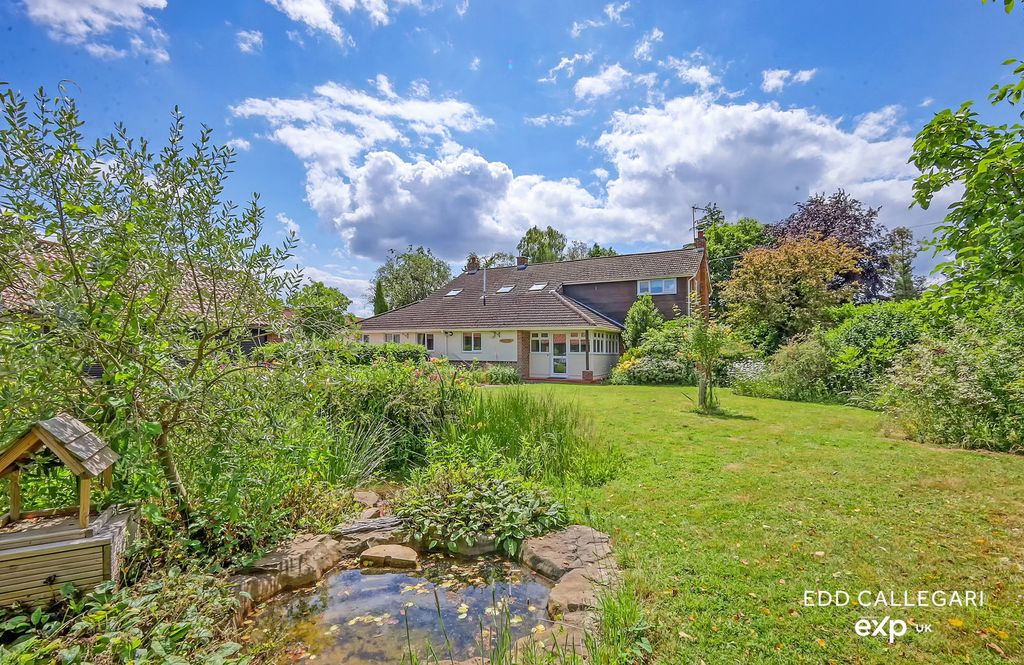 Property photo 2 of 48