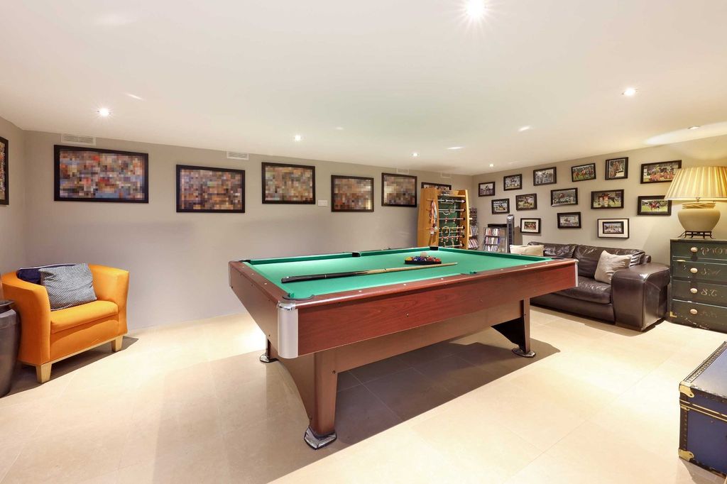 Additional image 8 of 4 bed detached house for saleLower Cookham Road, Maidenhead, Berkshire SL6
