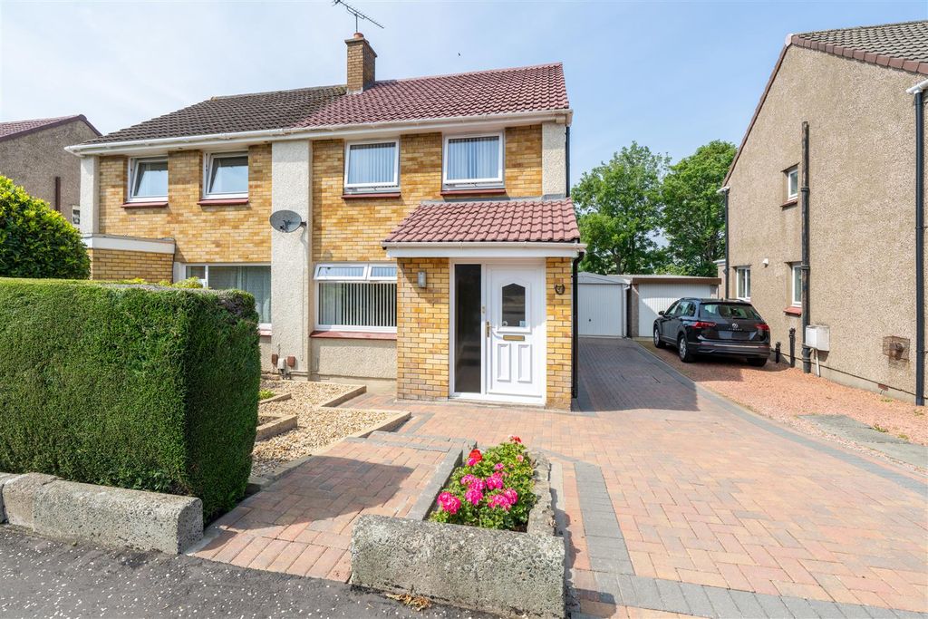 Property photo 1 of 19 37_Corslet_Road-02.Jpg
