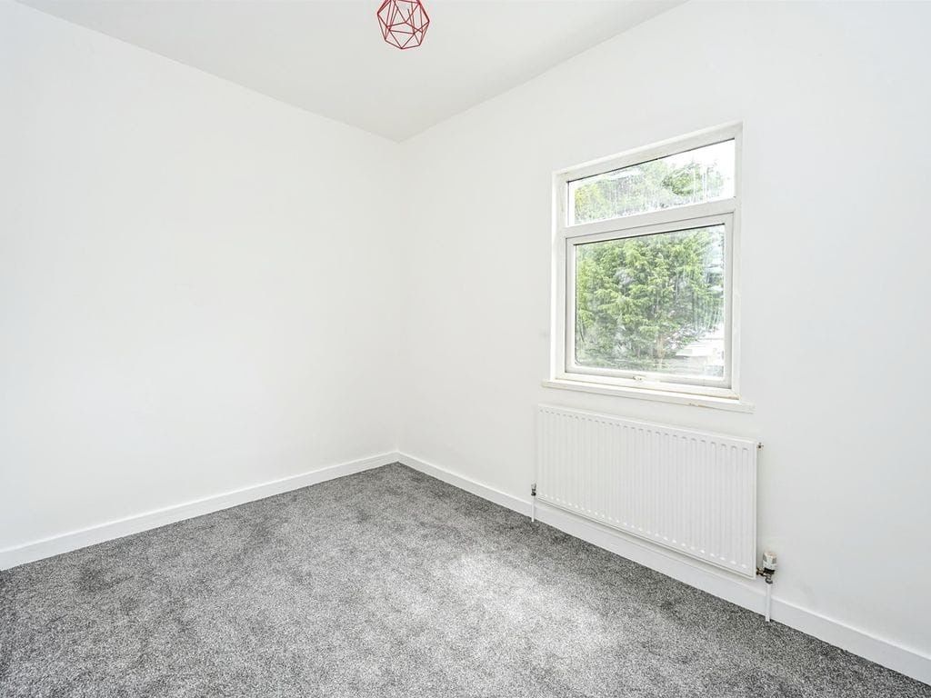 Property photo 2 of 7 Bedroom 2