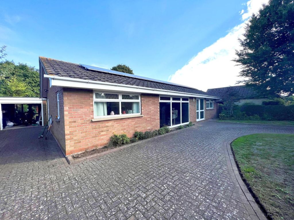 Property photo 1 of 11 Front.Jpg