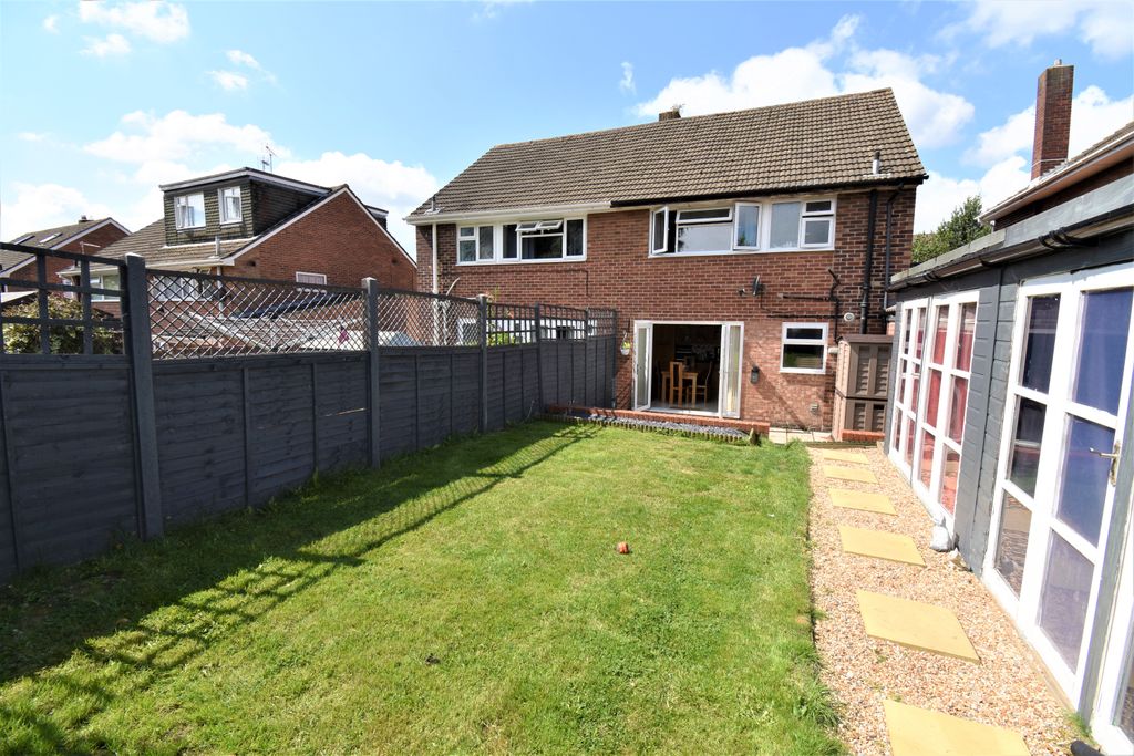 Property photo 3 of 19