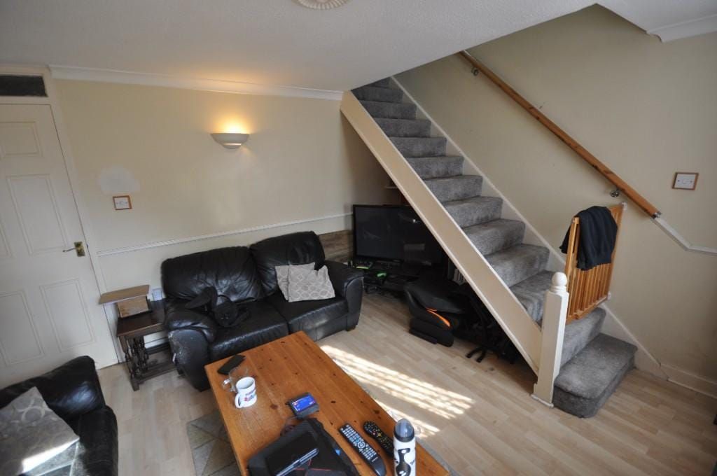 Property photo 2 of 6