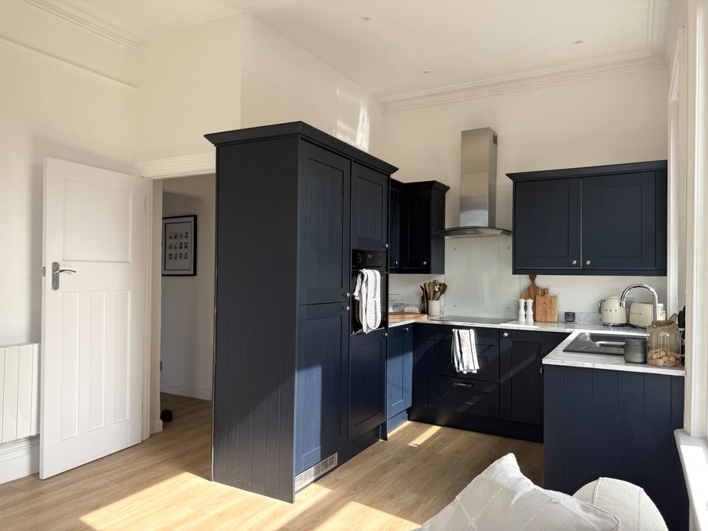 Property photo 3 of 15 Kitchen