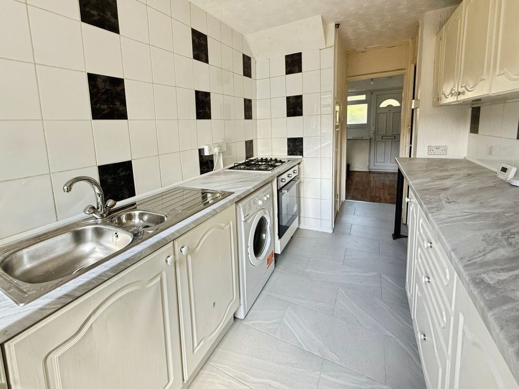 Property photo 3 of 14 Image