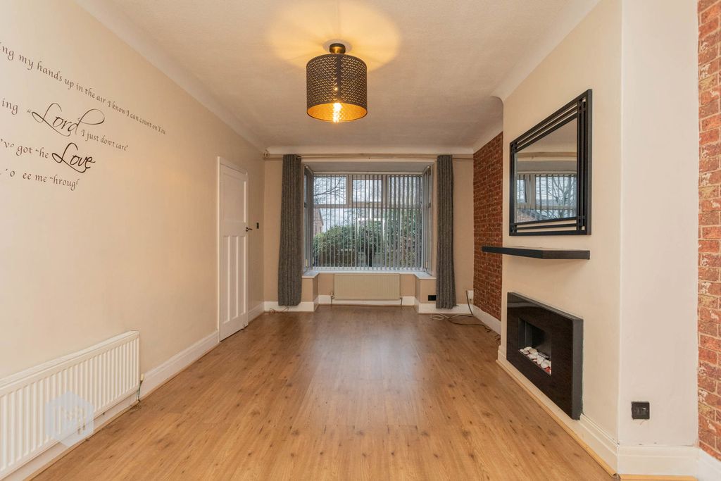 Property photo 3 of 15 Photograph