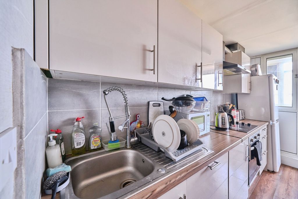 Property photo 3 of 14 Pbox-Img.Jpg