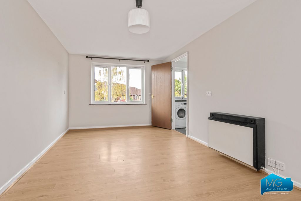 Property photo 2 of 14 Picture No. 26