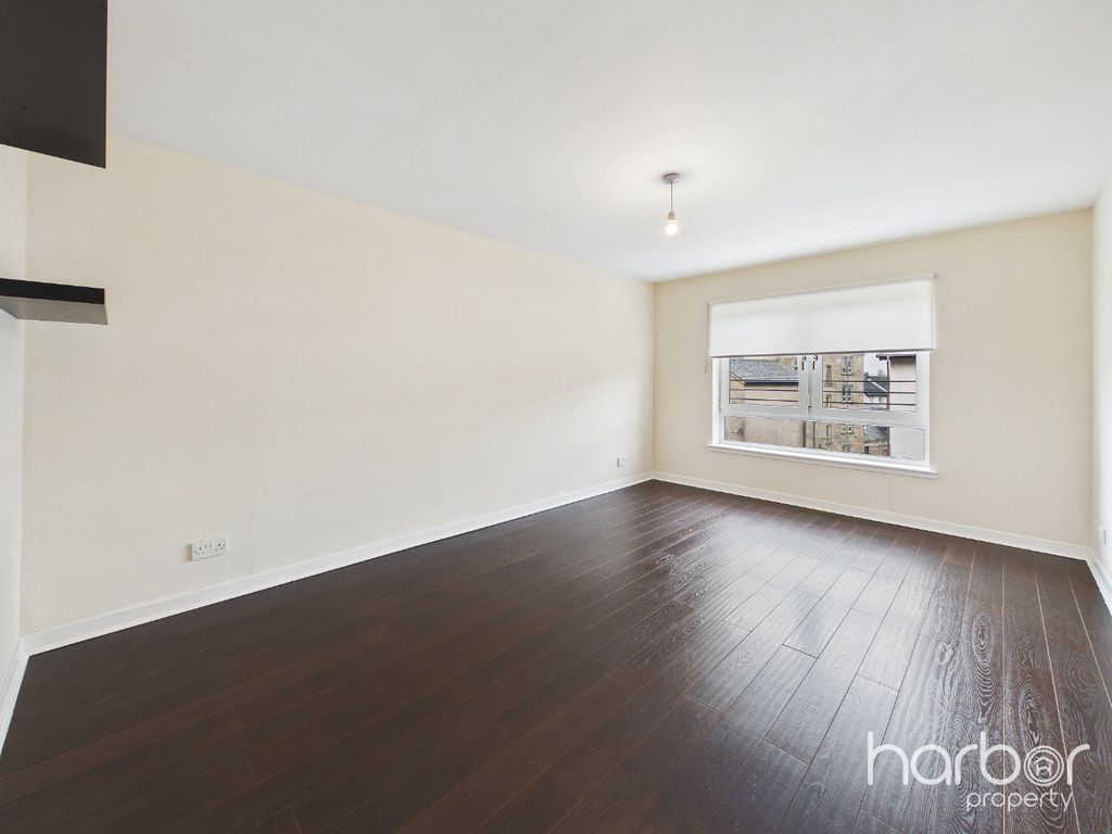 Property photo 2 of 14 4861525