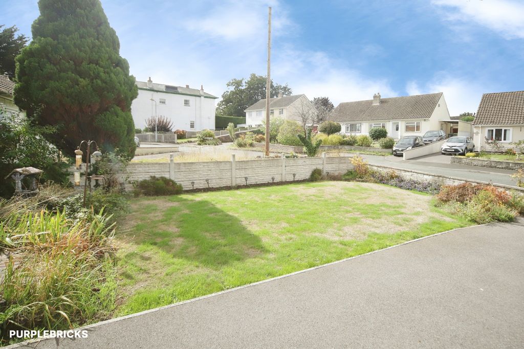 Property photo 3 of 20