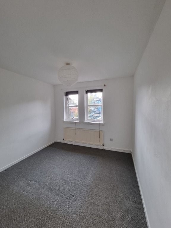 Property photo 3 of 8 Photo 3