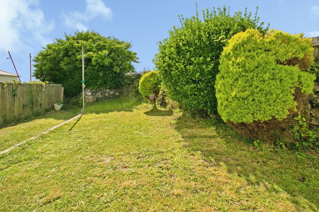 Property photo 3 of 18 Pbox-Img.Jpg