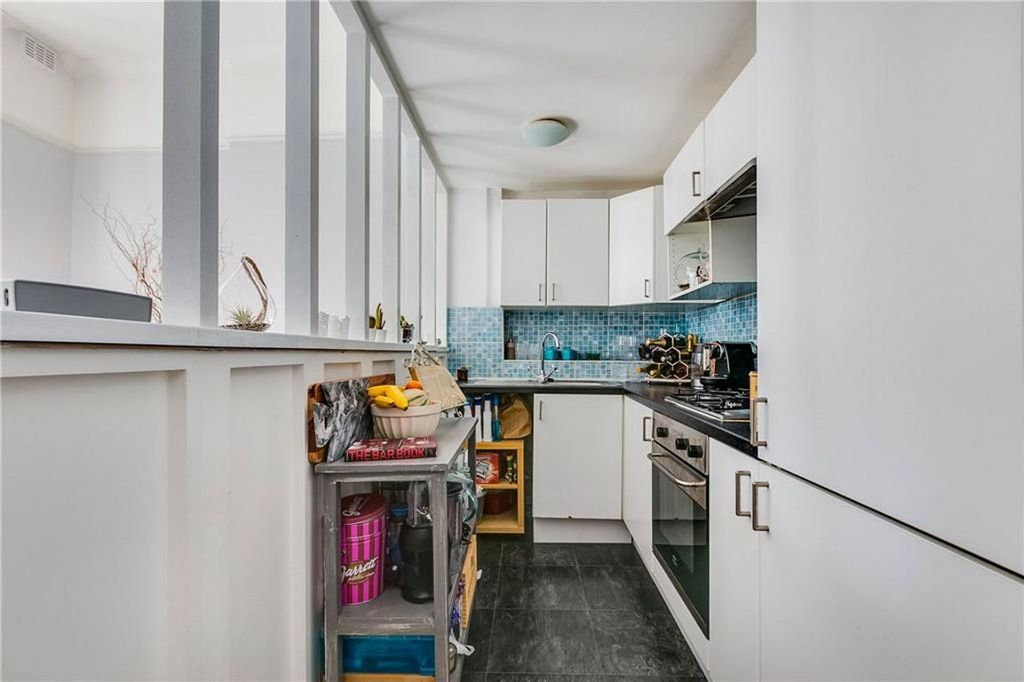 Property photo 2 of 4