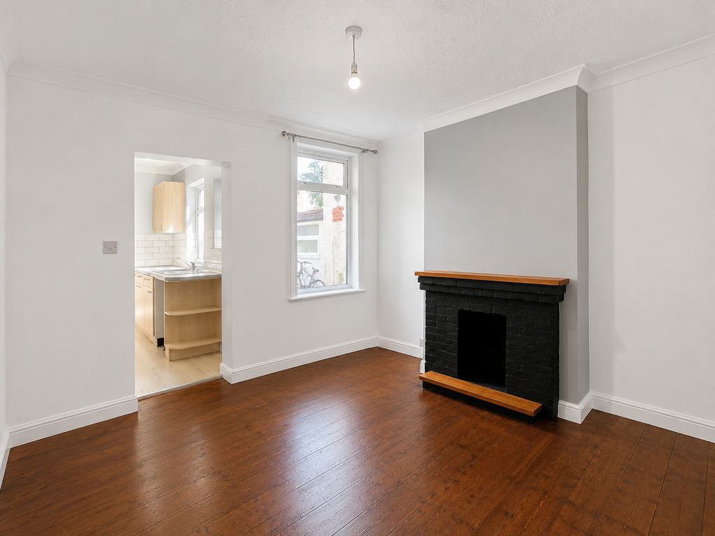Property photo 3 of 11 Dining Room