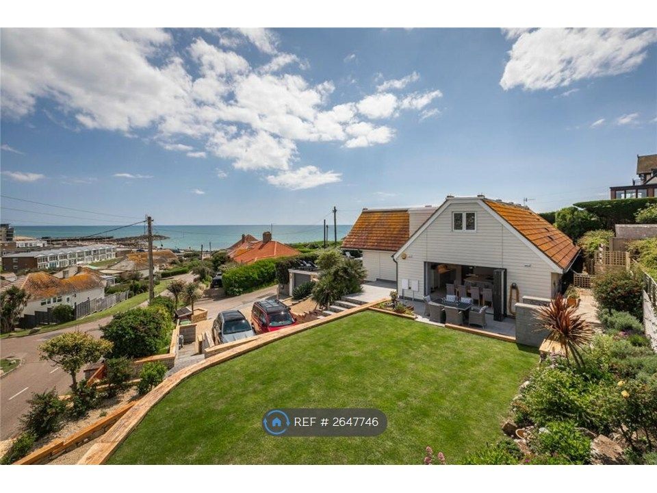 Property photo 3 of 22 Garden