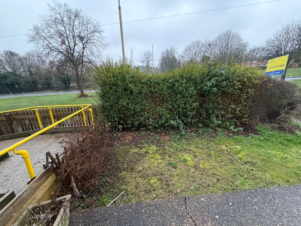 Property photo 2 of 14 Gallery