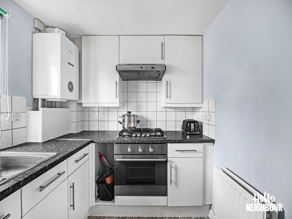 Property photo 3 of 12 Photo 2