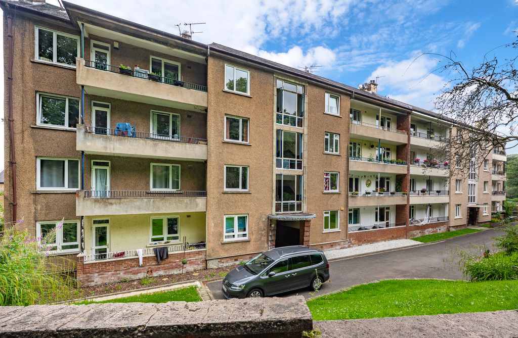 Property photo 1 of 30