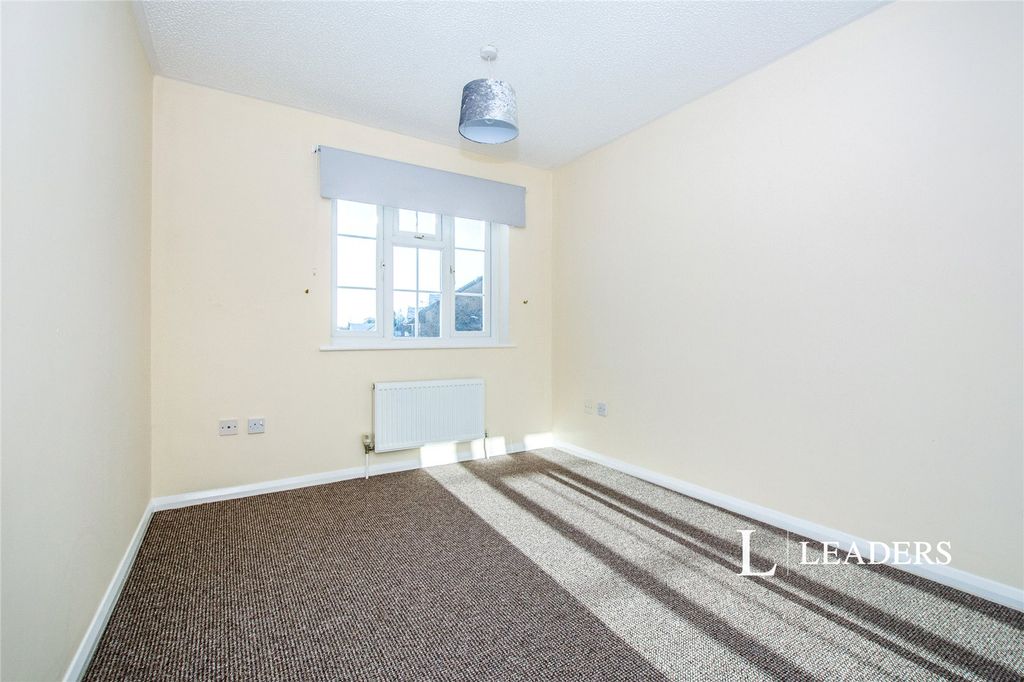 Property photo 3 of 12 Picture No. 10