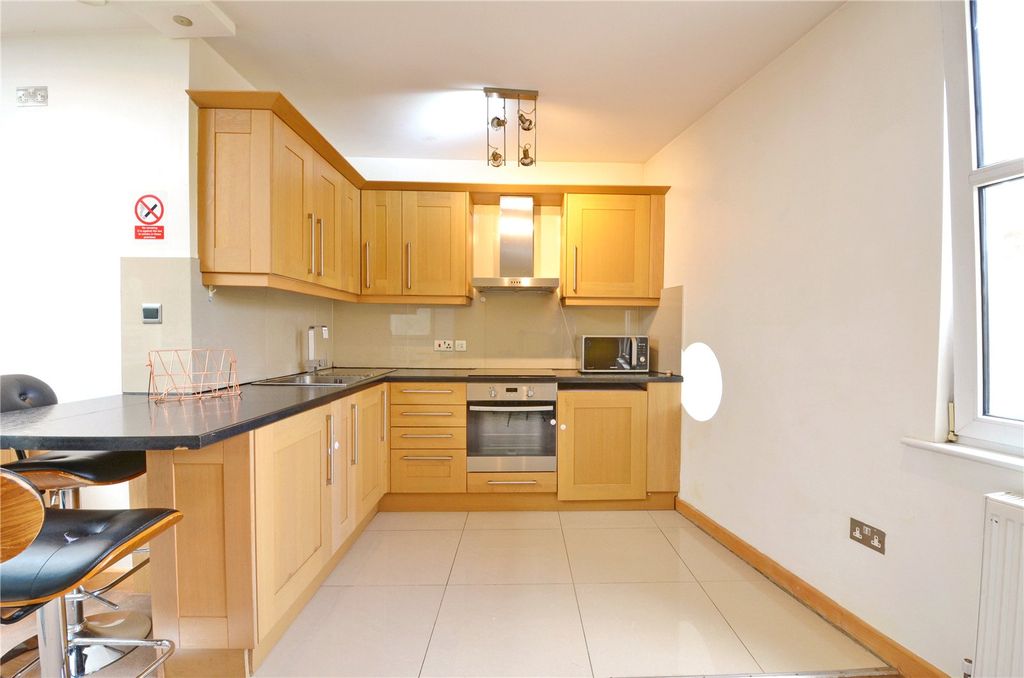 Property photo 2 of 5 Picture No. 05