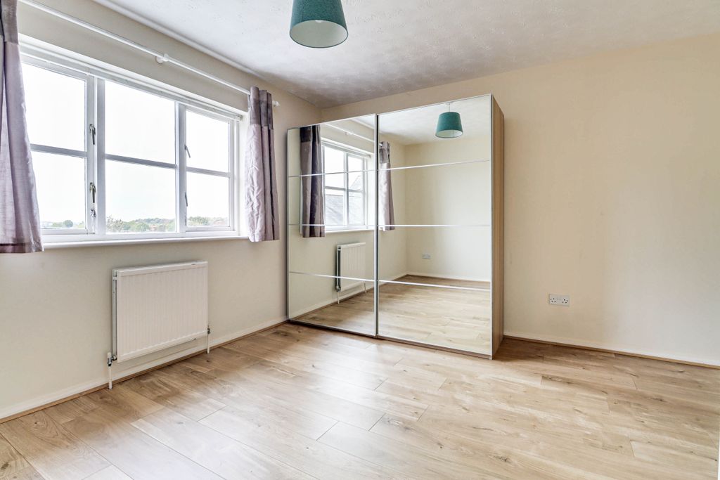 Property photo 2 of 16 Img0508Img0510