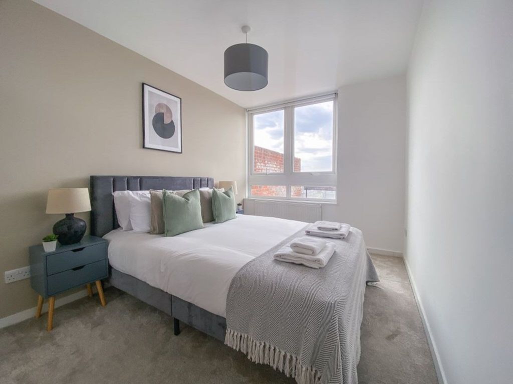 Property photo 3 of 45 Bedroom