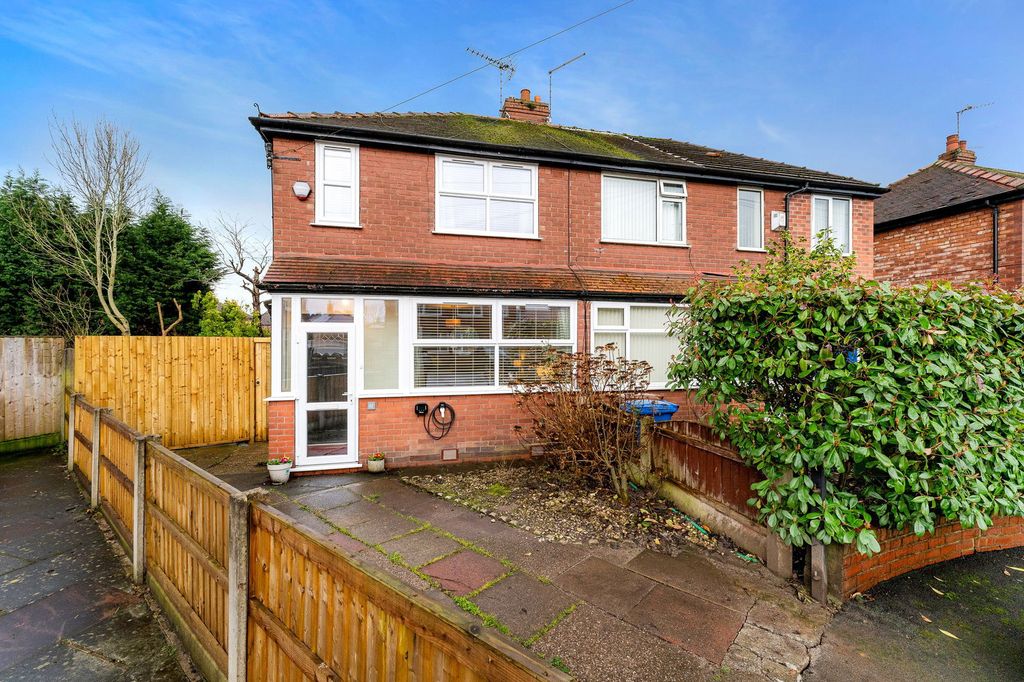 Property photo 1 of 20