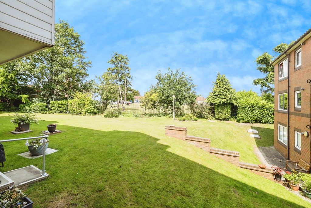 Property photo 3 of 25 Photo