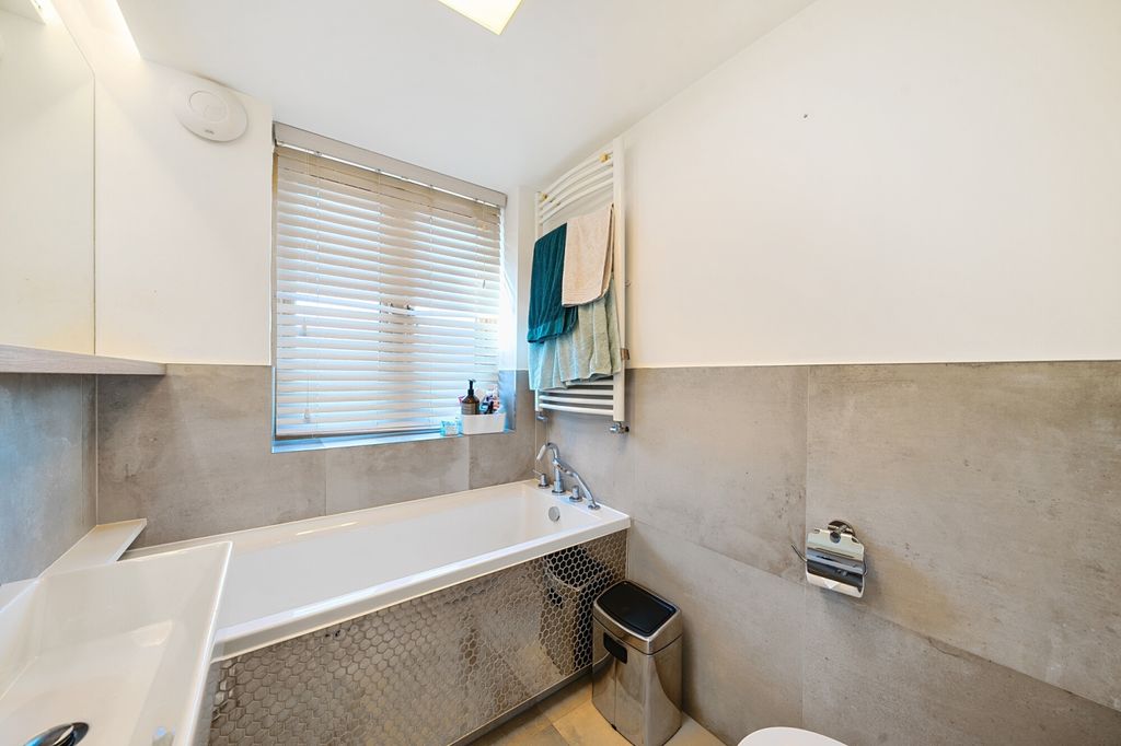 Property photo 3 of 25 1488892-33-6A4E1F...
