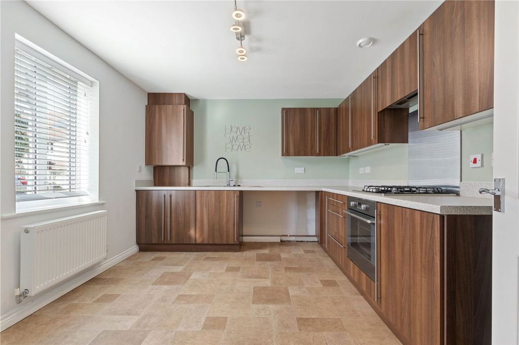 Property photo 3 of 13 Kitchen