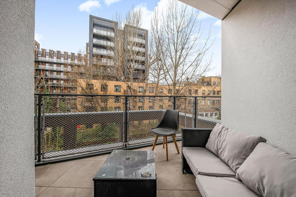 Property photo 3 of 14 Image