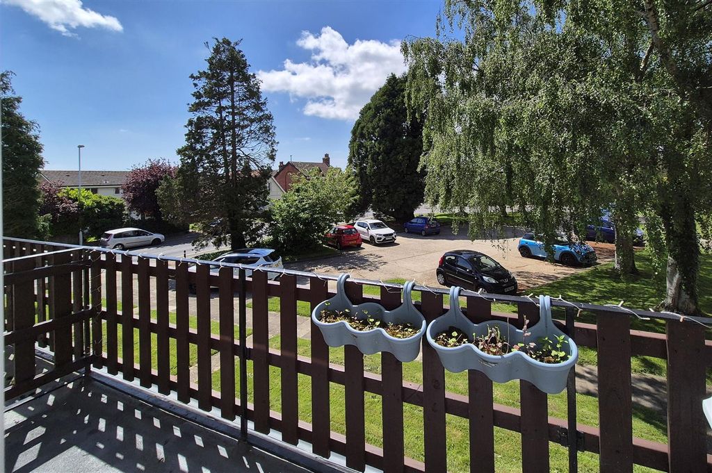 Property photo 3 of 19 For Sale By Aspire Residential - Exmoor Court.Jpg