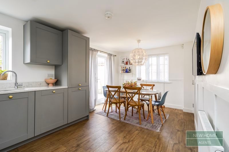 Property photo 3 of 19 Photo 7