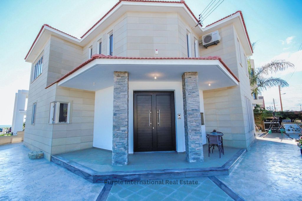 Property photo 1 of 24