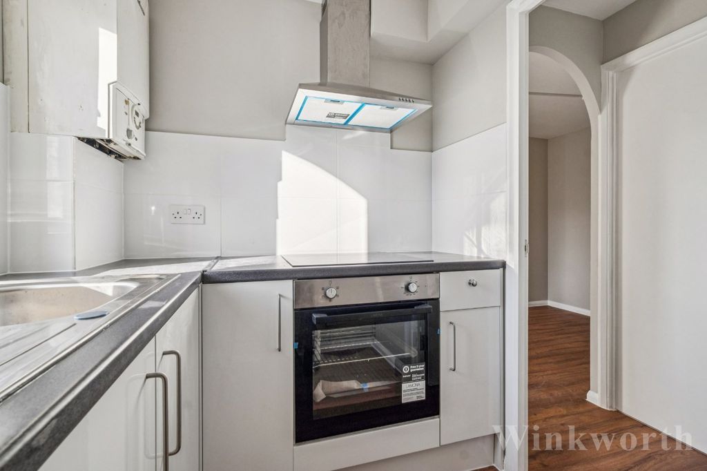 Property photo 3 of 11 Picture No. 15