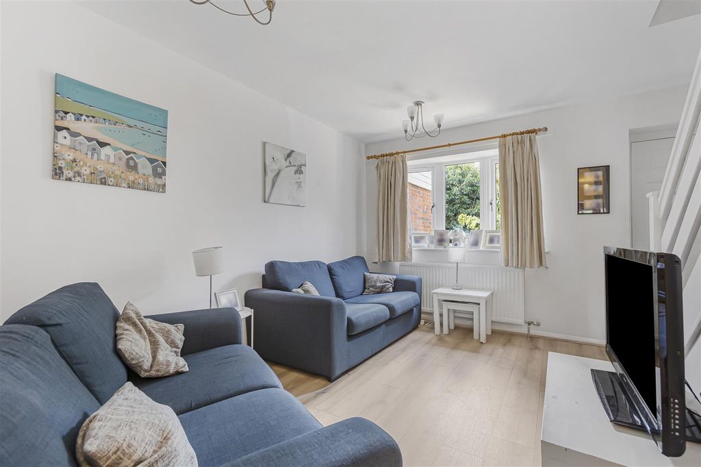 Property photo 1 of 18 13_64634.Jpg