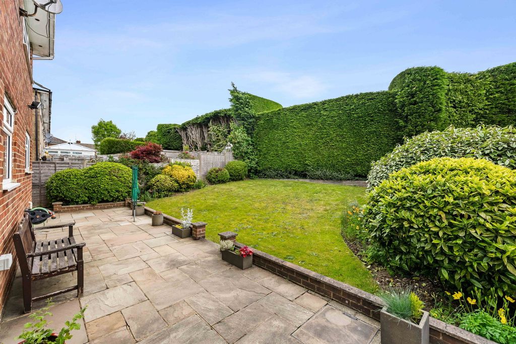 Property photo 2 of 15