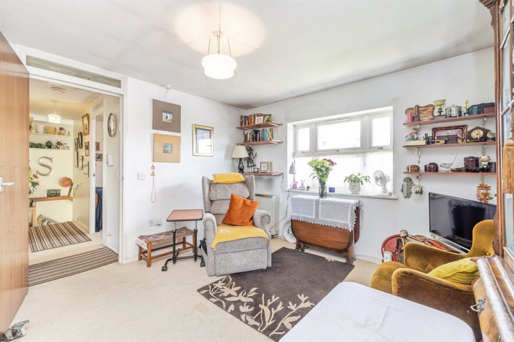 Property photo 2 of 11