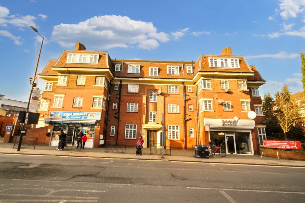 Property photo 1 of 5 Alexandra Court, Empire Way, Wembley, Middlesex Ha9