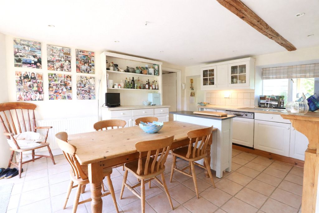Property photo 3 of 36 Picture No. 69