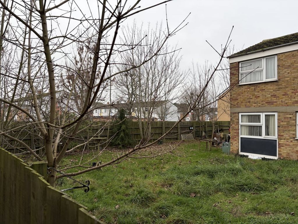 Property photo 3 of 11