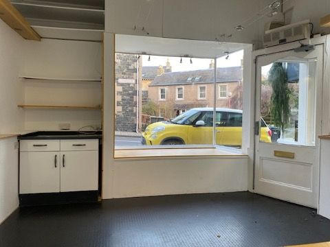 Property photo 2 of 4 21-Old-Town-Peebles-Shop-02